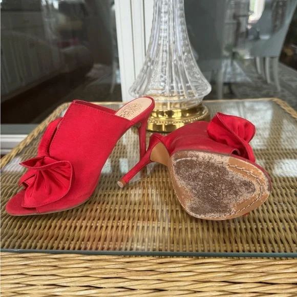 Vince Camuto heels - Picture 2 of 8